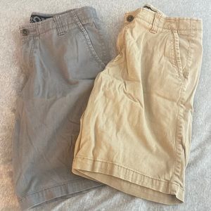 2 pairs of mens shorts